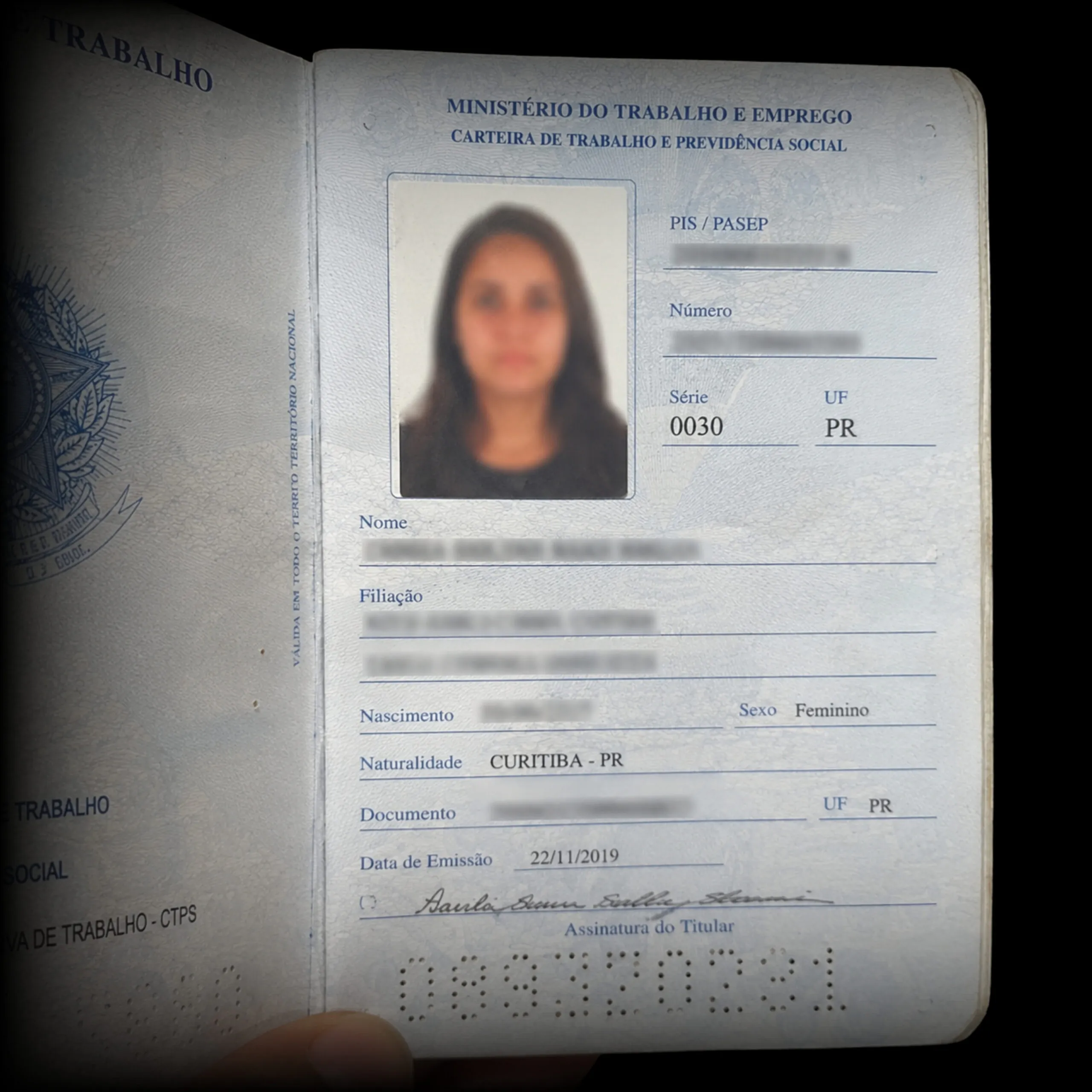Exemplo: página da Carteira de Trabalho onde fica a foto